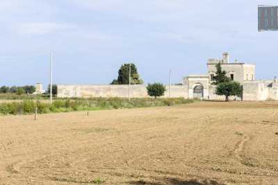 Alte mura, arcate e cortili: le 14 masserie abbandonate in terra di Bari